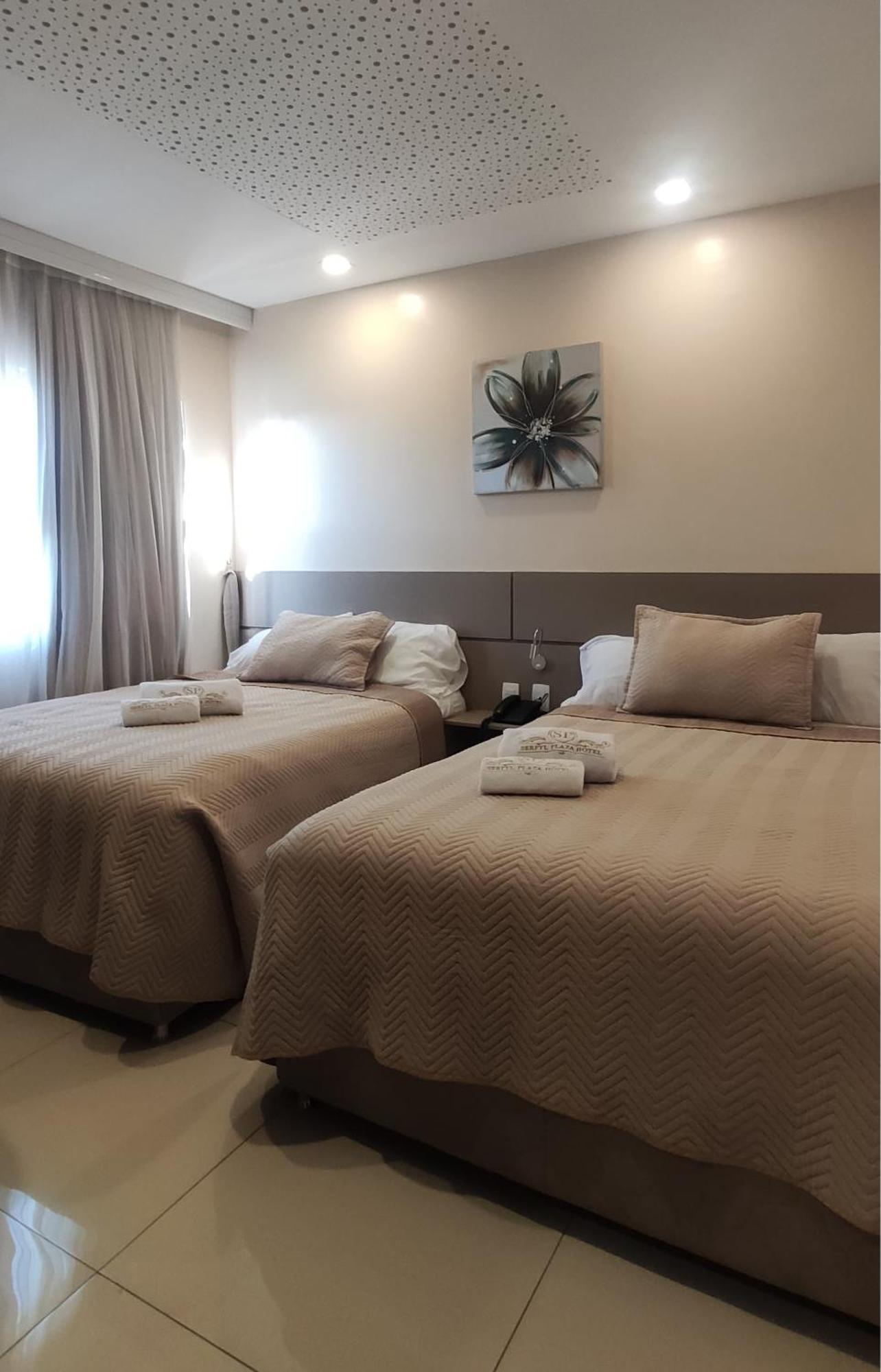 Serpyl Plaza Hotel Encarnación Kültér fotó