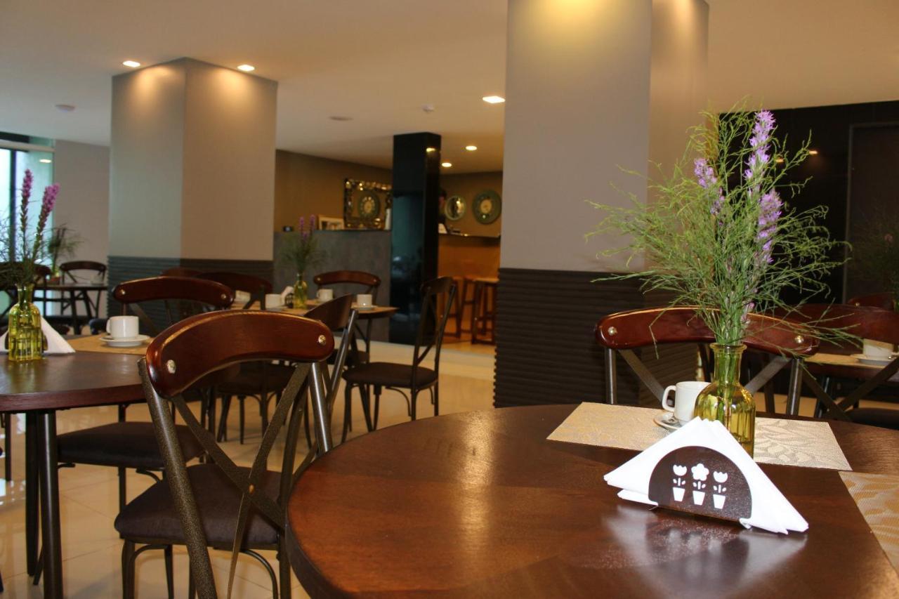 Serpyl Plaza Hotel Encarnación Kültér fotó