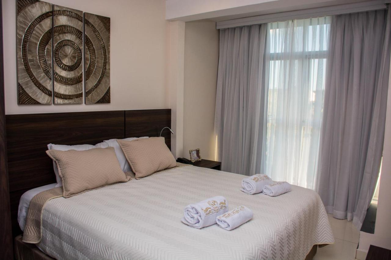 Serpyl Plaza Hotel Encarnación Kültér fotó